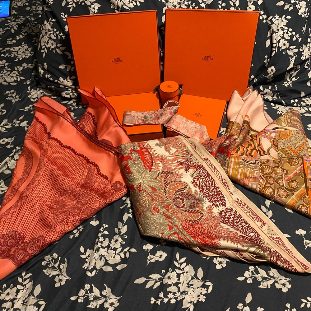 Hermes Pink scarf 90 cm
